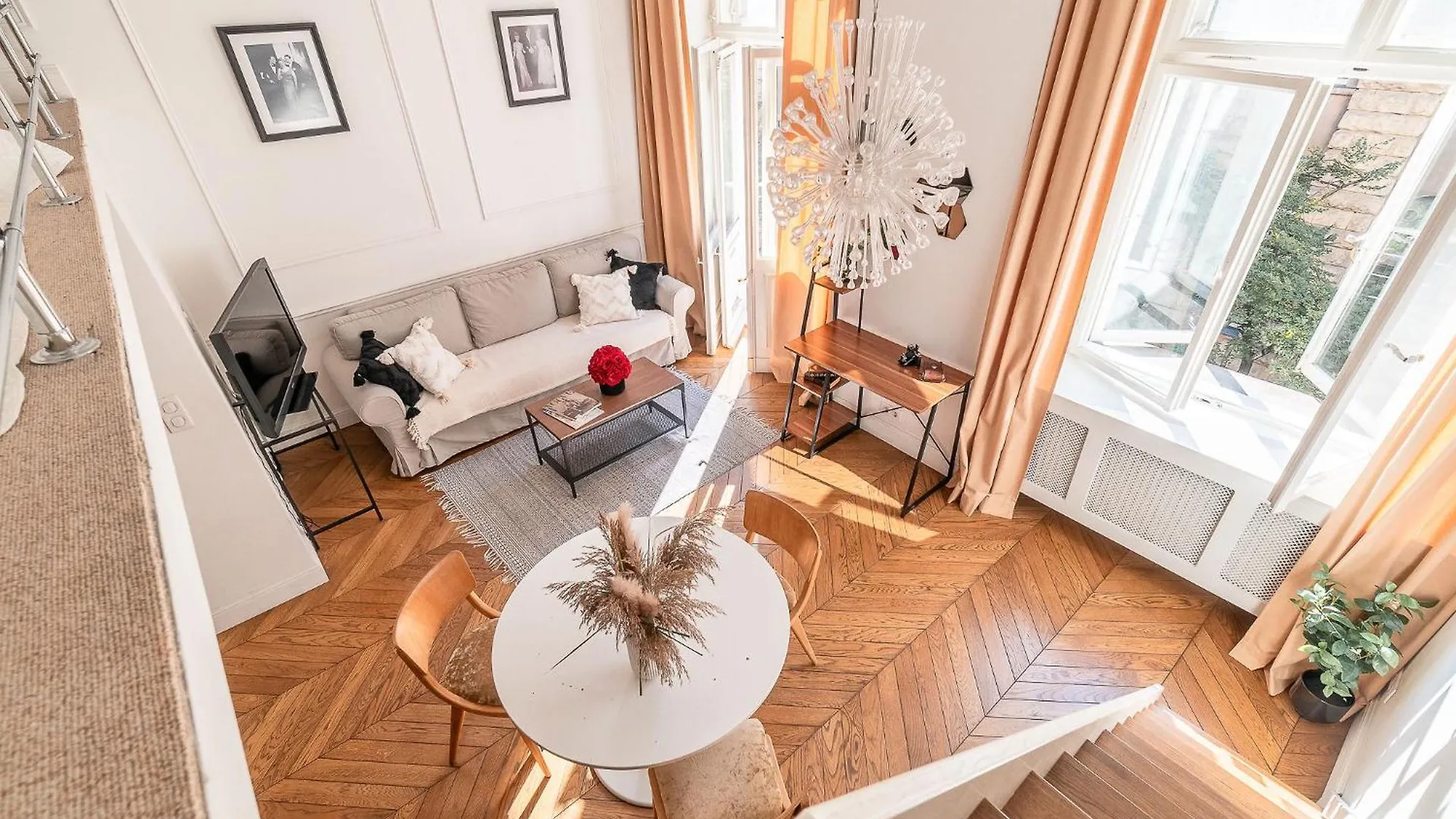 Daire Central Modern Loft With Balcony Next To Mariott -600Mbps Wifi Varşova Polonya